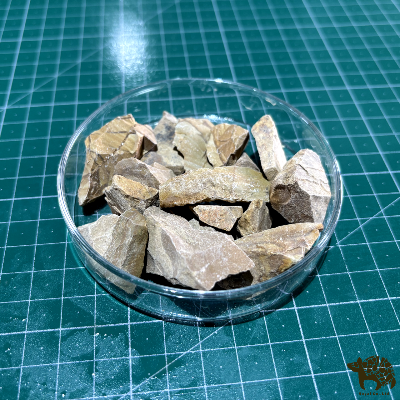 マロン 18kg かっこいい かわいい 木質チップのような砂利